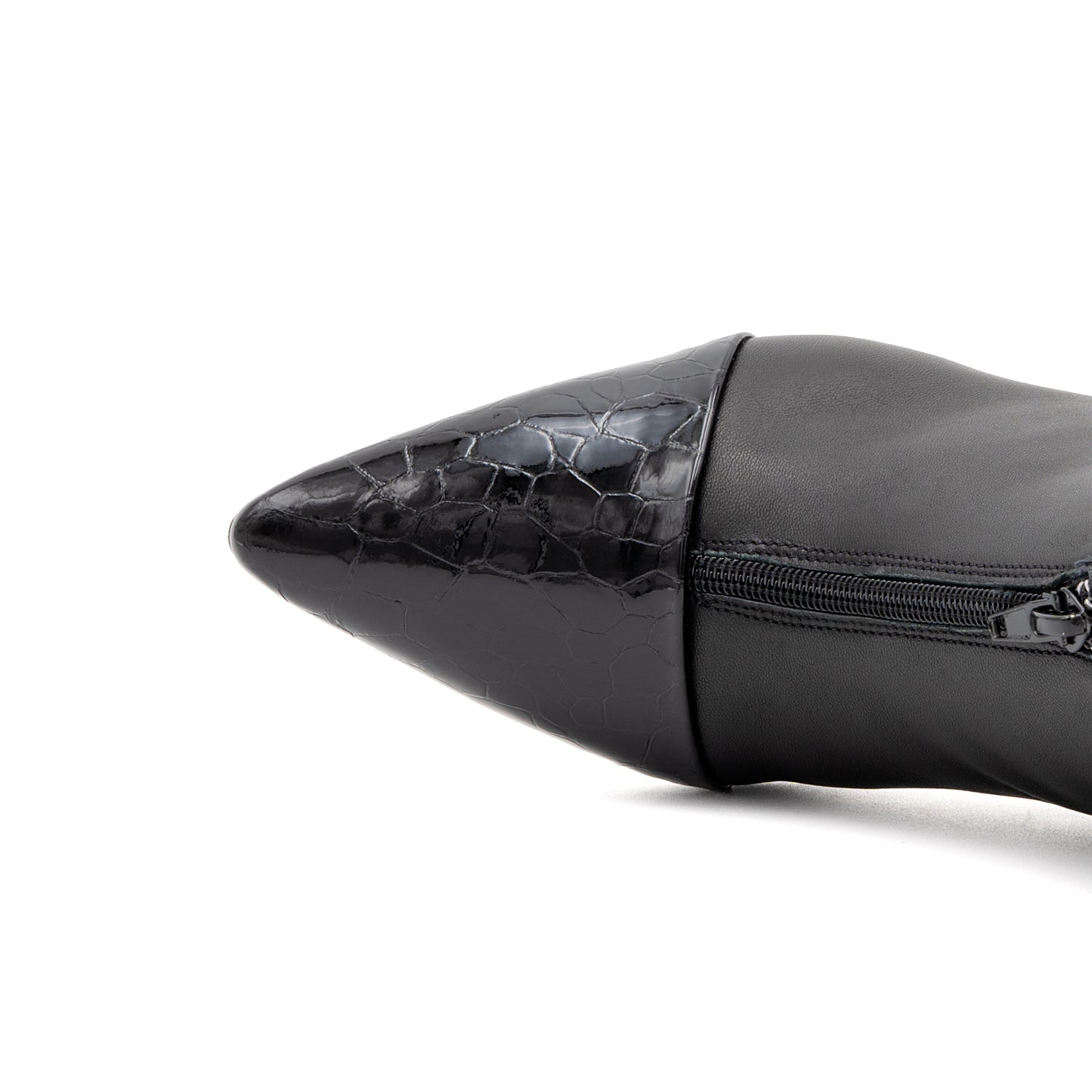 Petronio Ank Cap Black Parm/Corett
