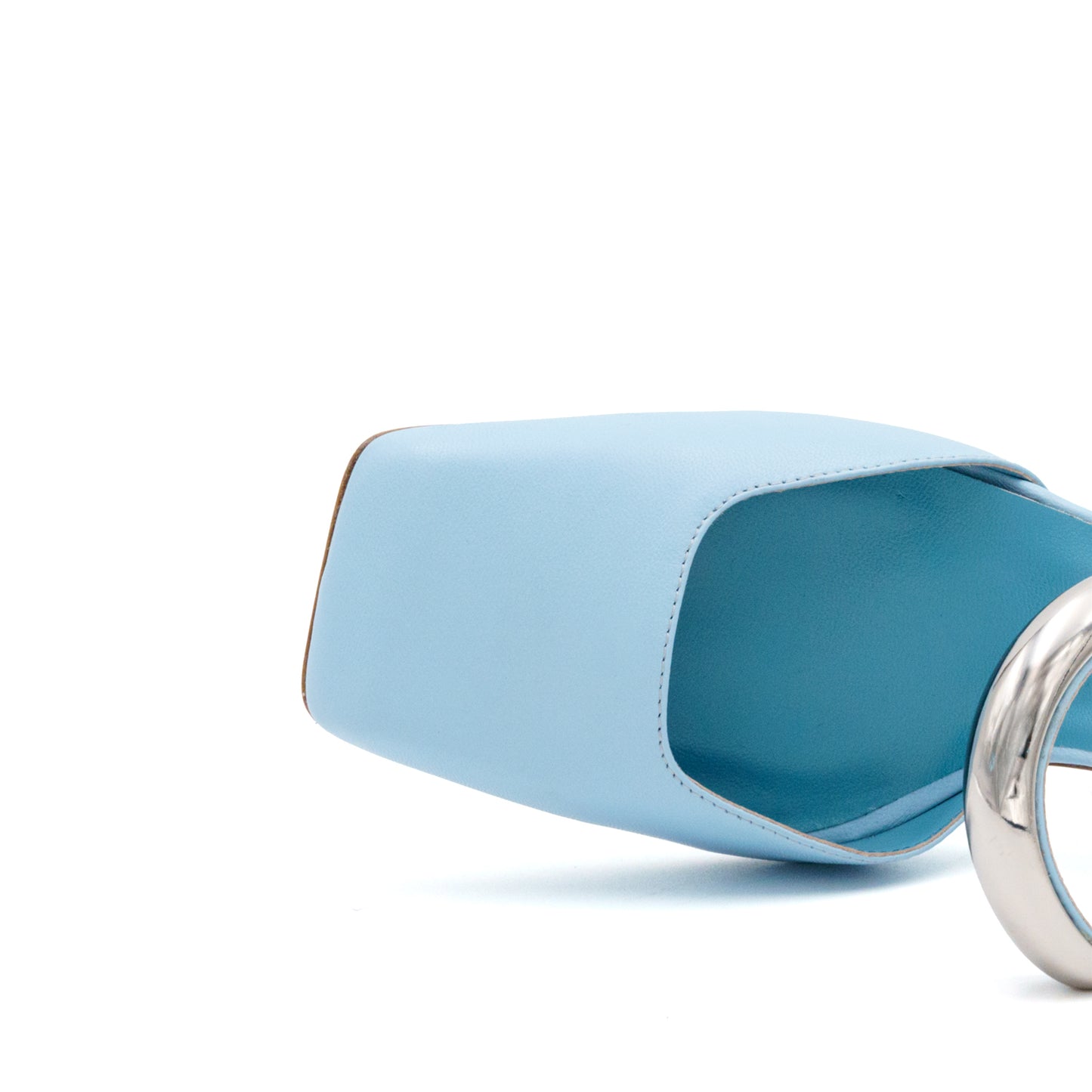 Zenobla Quarter Strap Pump