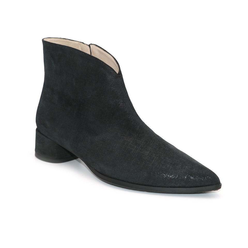 ALAIMO in Black Saffiano *SALE ITEM* ORIGINAL PRICE: $305