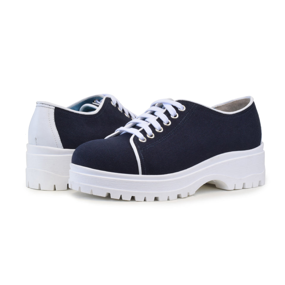 BEGONIA in Navy Kip/White Parmasoft