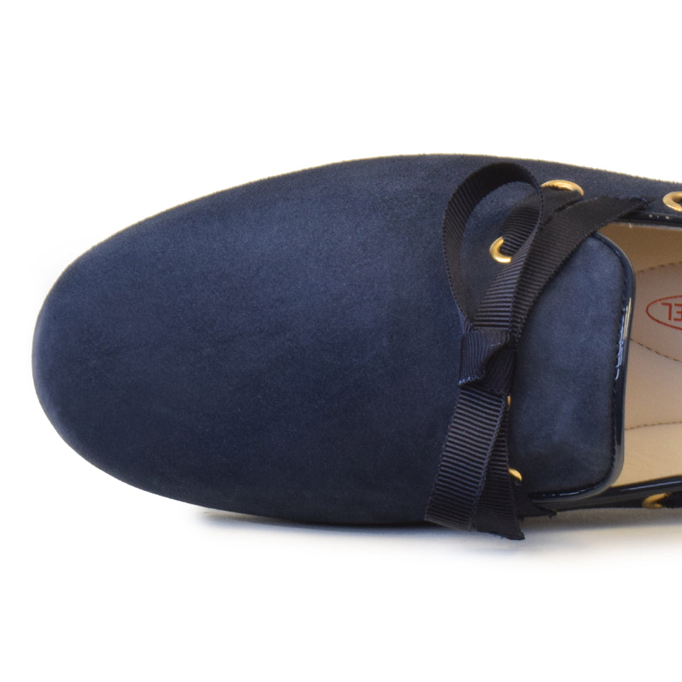 DELTA in Navy Cashmere
