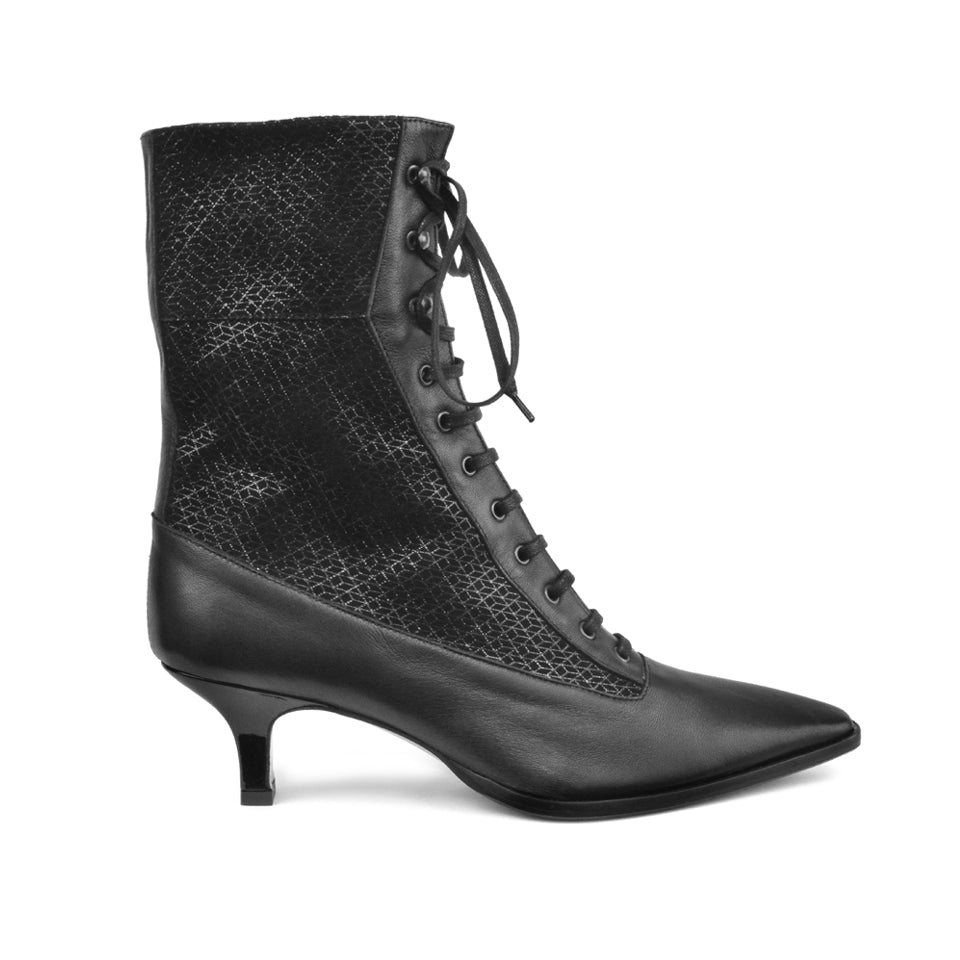 DUNA in Black Parmasoft/Black Fifties