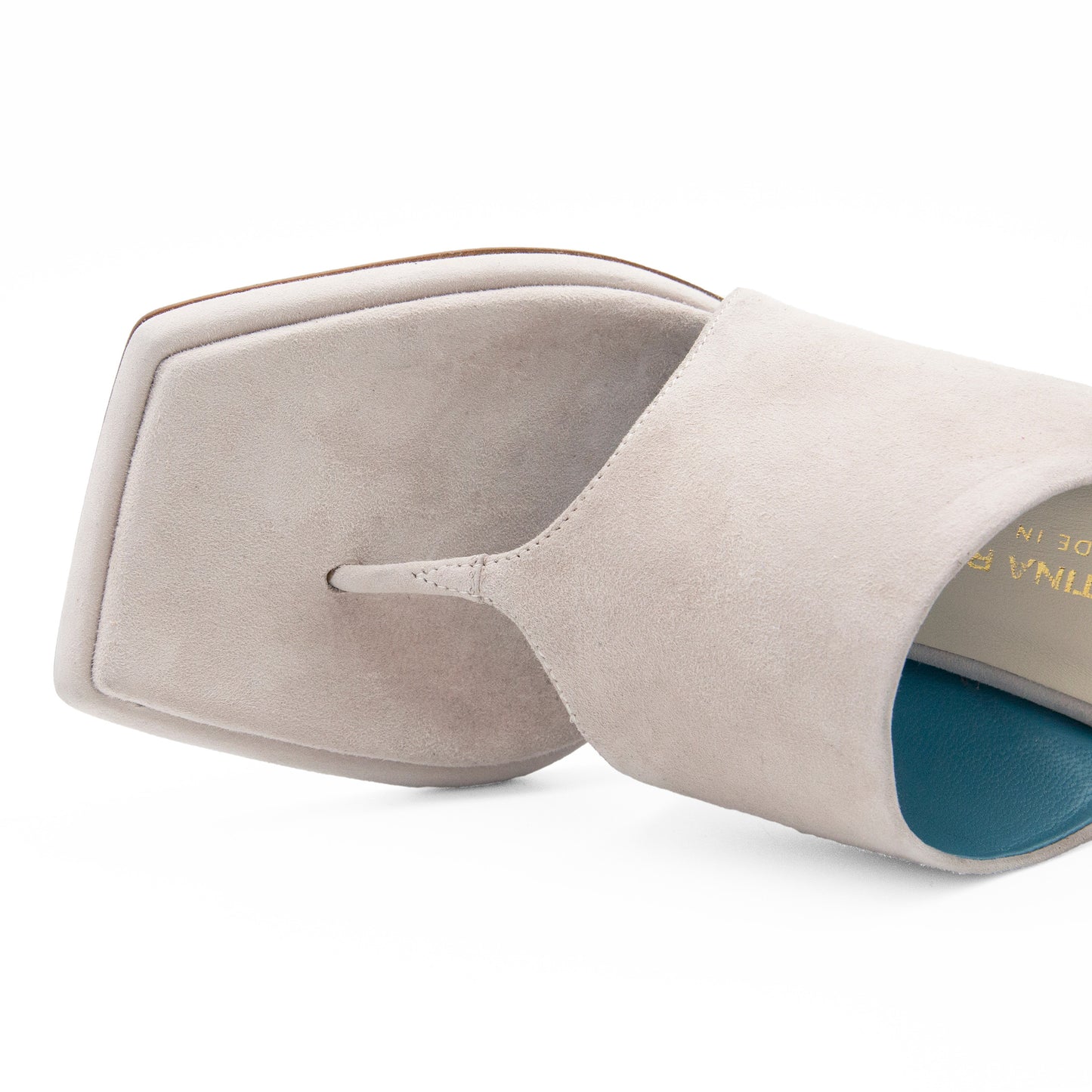 Desidero Thong Dust Cashmere