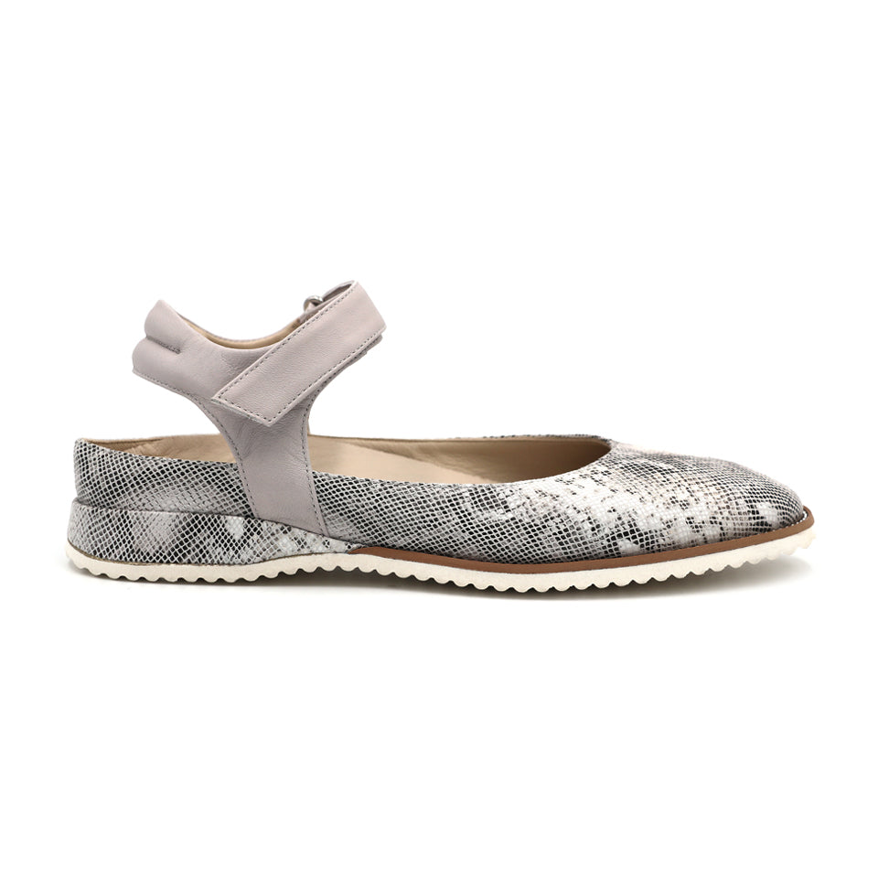 EDOARDO in Ghiaccio Vip Pearl *SALE ITEM* ORIGINAL PRICE: $270