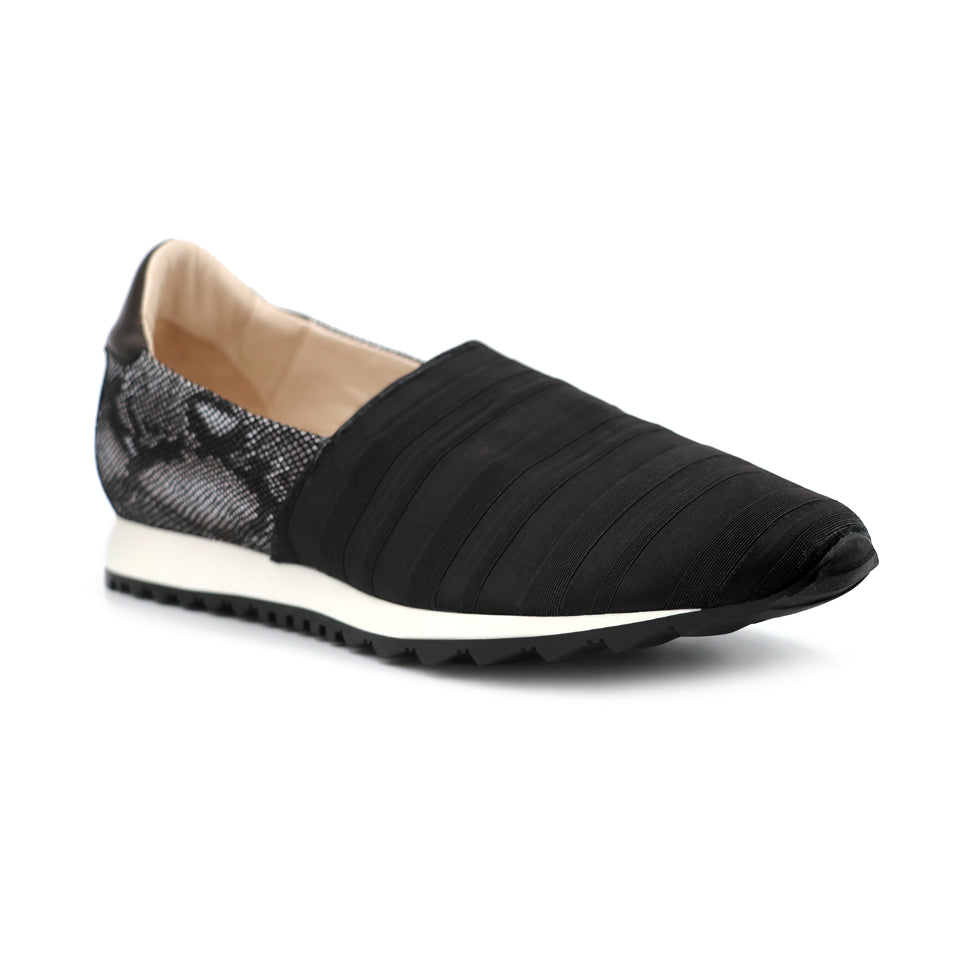 FELIPE in Black Ellex Fabric/Black Vip Pearl/Black Parmasoft *SALE ITEM* ORIGINAL PRICE: $265