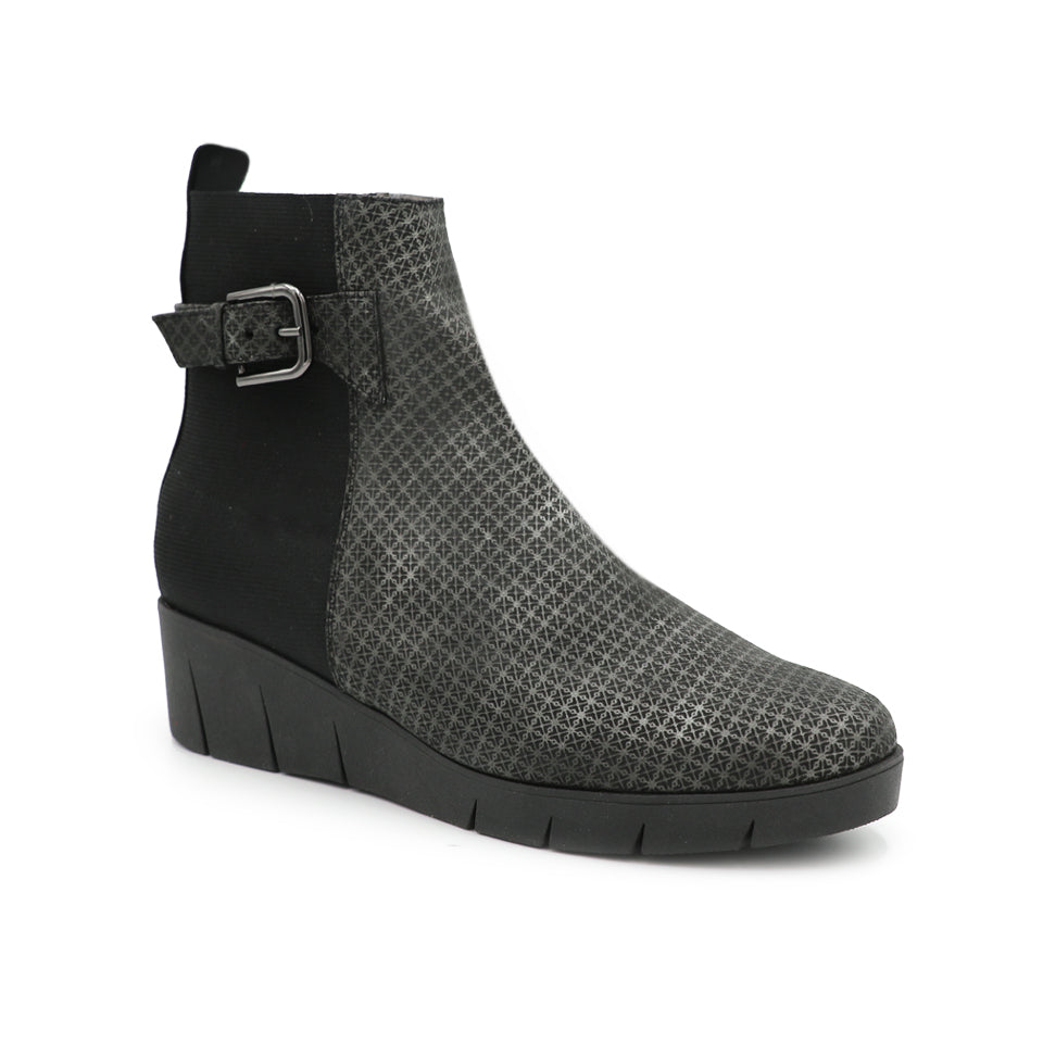 GIANMARIA in Black Spazio *SALE ITEM* ORIGINAL PRICE: $305