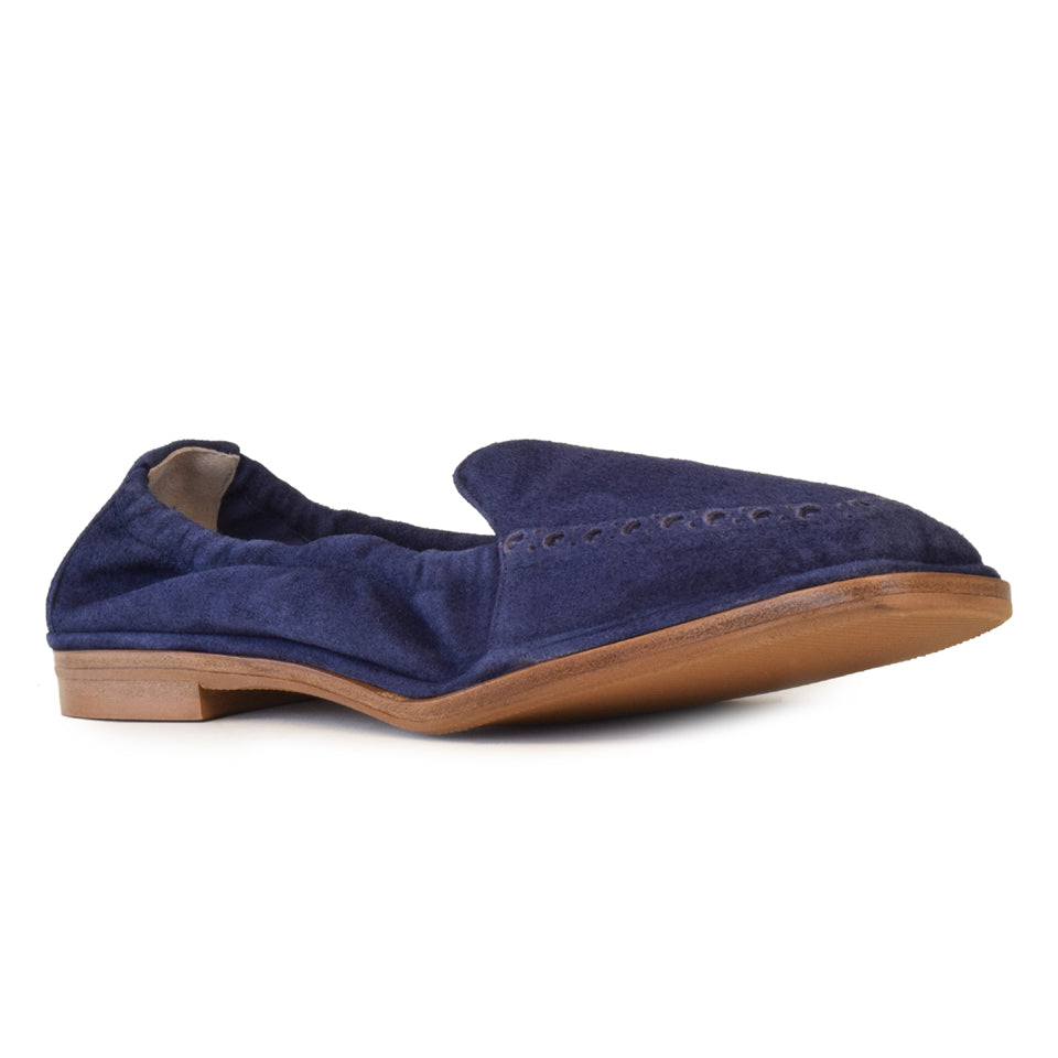 Grande Flat in Navy Cashmere