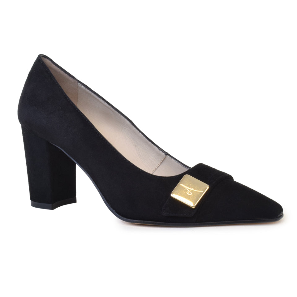 ISACCO in Black Cashmere
