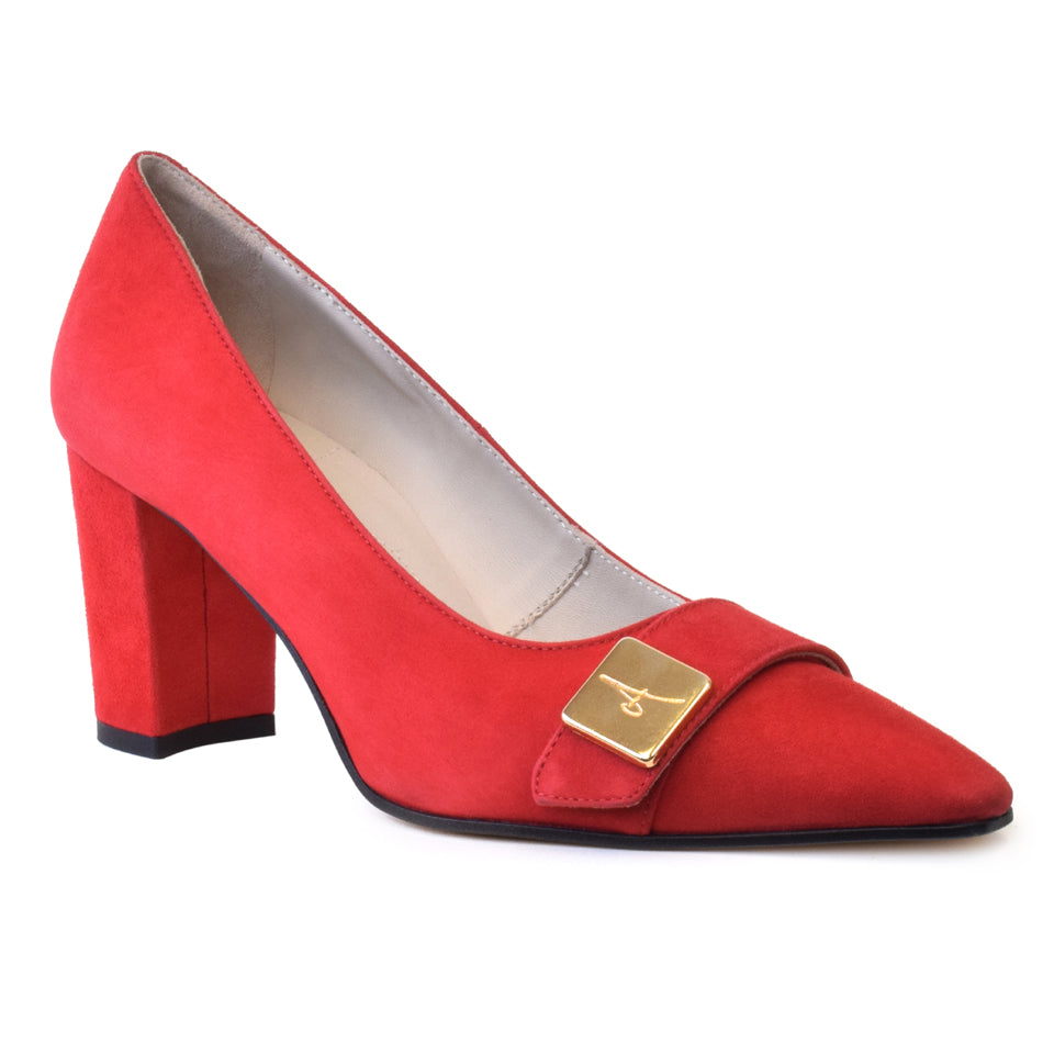 ISACCO in Ruby Red Cashmere