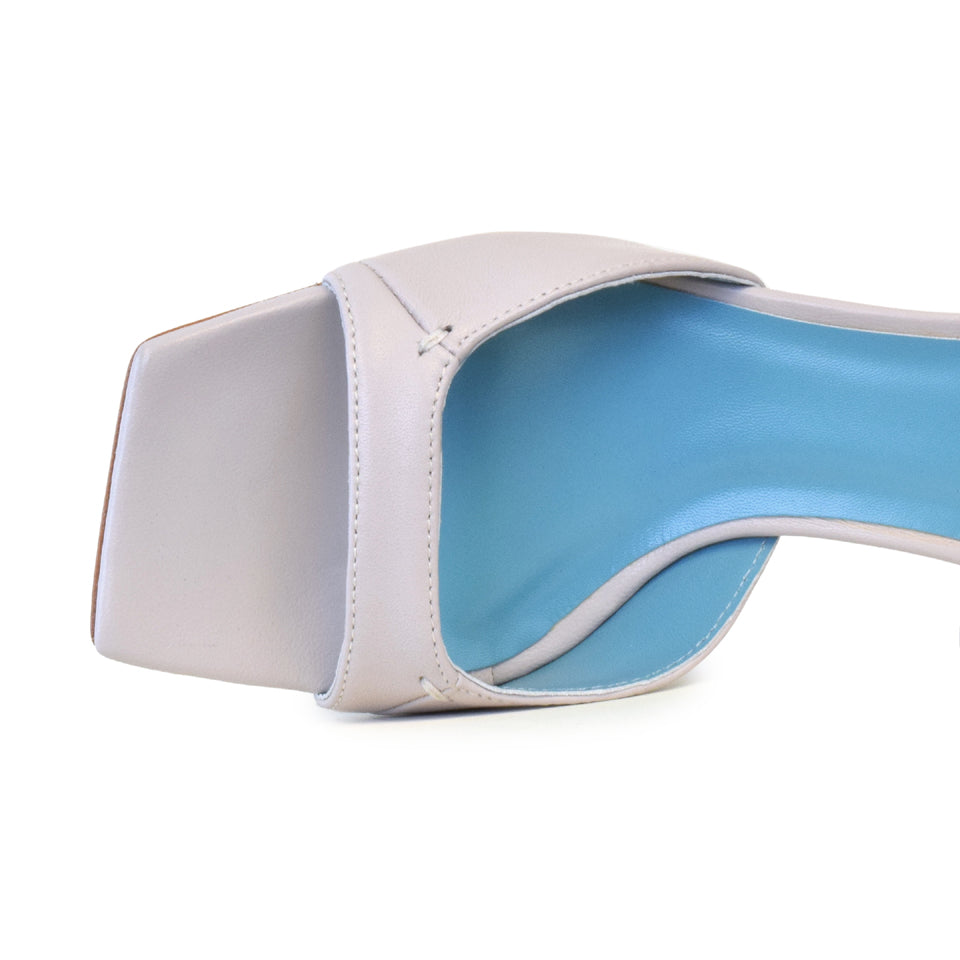 Lyvia Ankle Strap in Nuvola Parmasoft