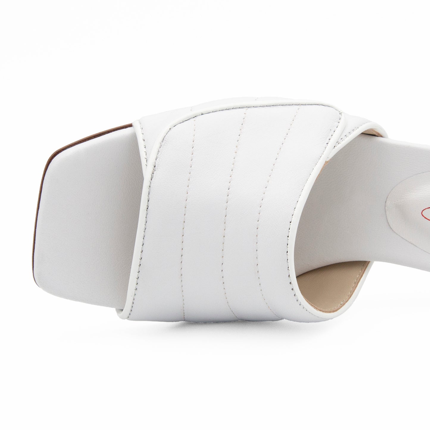 Mango Slide White Parm/Patent