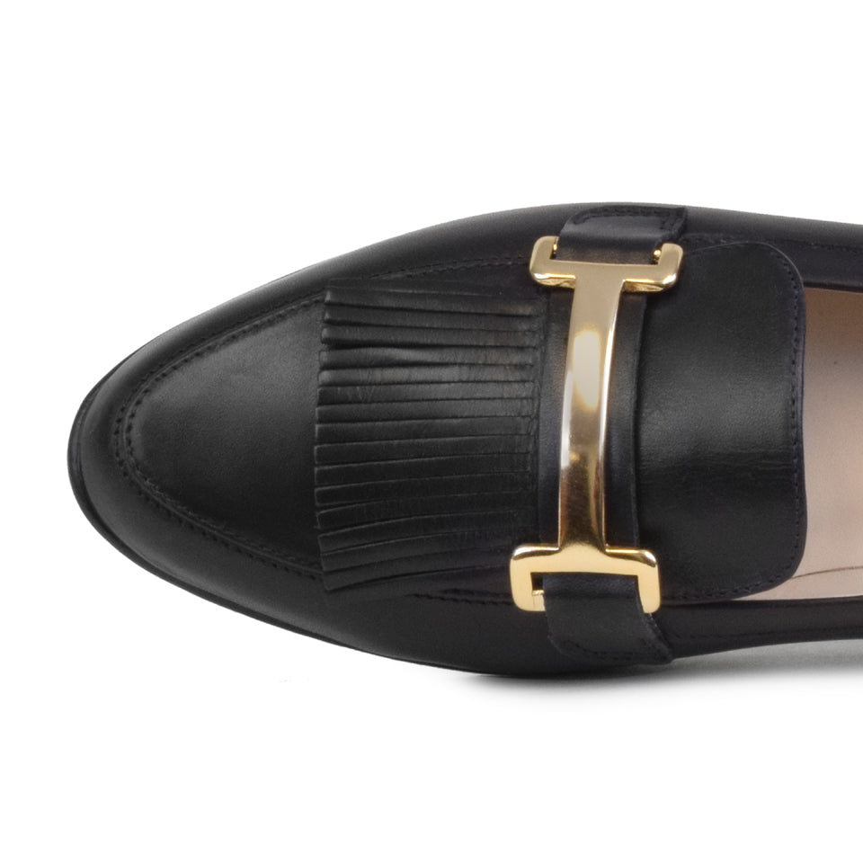 Oasi Flat in Black Chantal *SALE ITEM* Reg Price $240