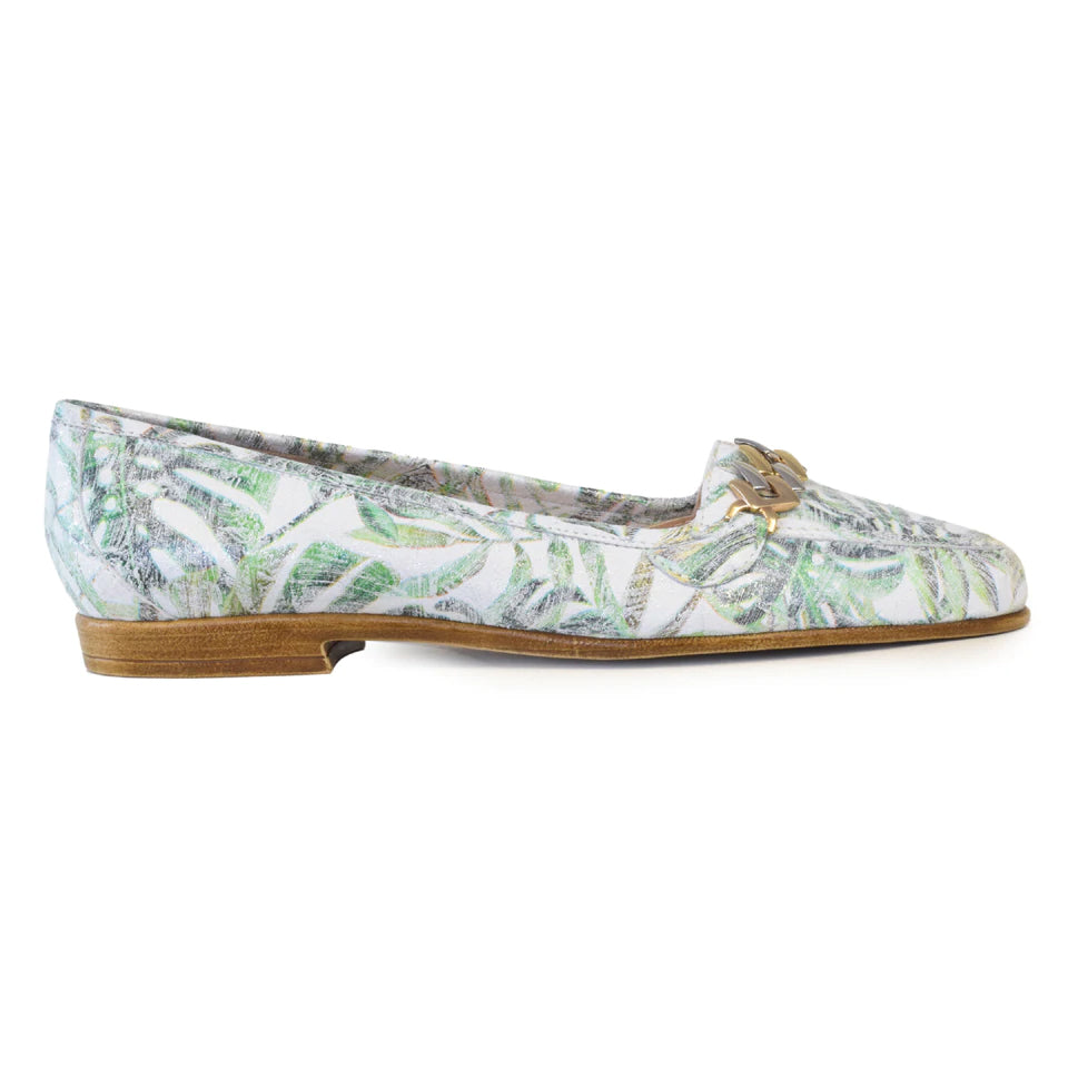 Oste Flat in Bianco Mineral Brush *SALE ITEM* Reg Price $240