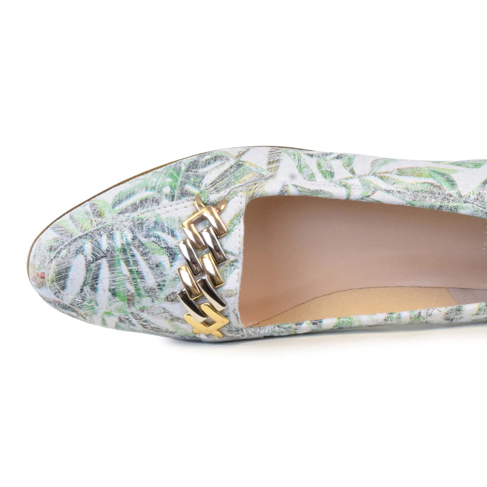 Oste Flat in Bianco Mineral Brush *SALE ITEM* Reg Price $240