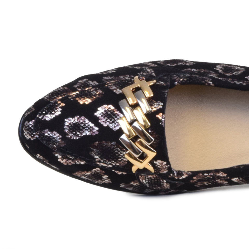 Oste Flat in Brown Timone Axton *SALE ITEM* Reg Price $240
