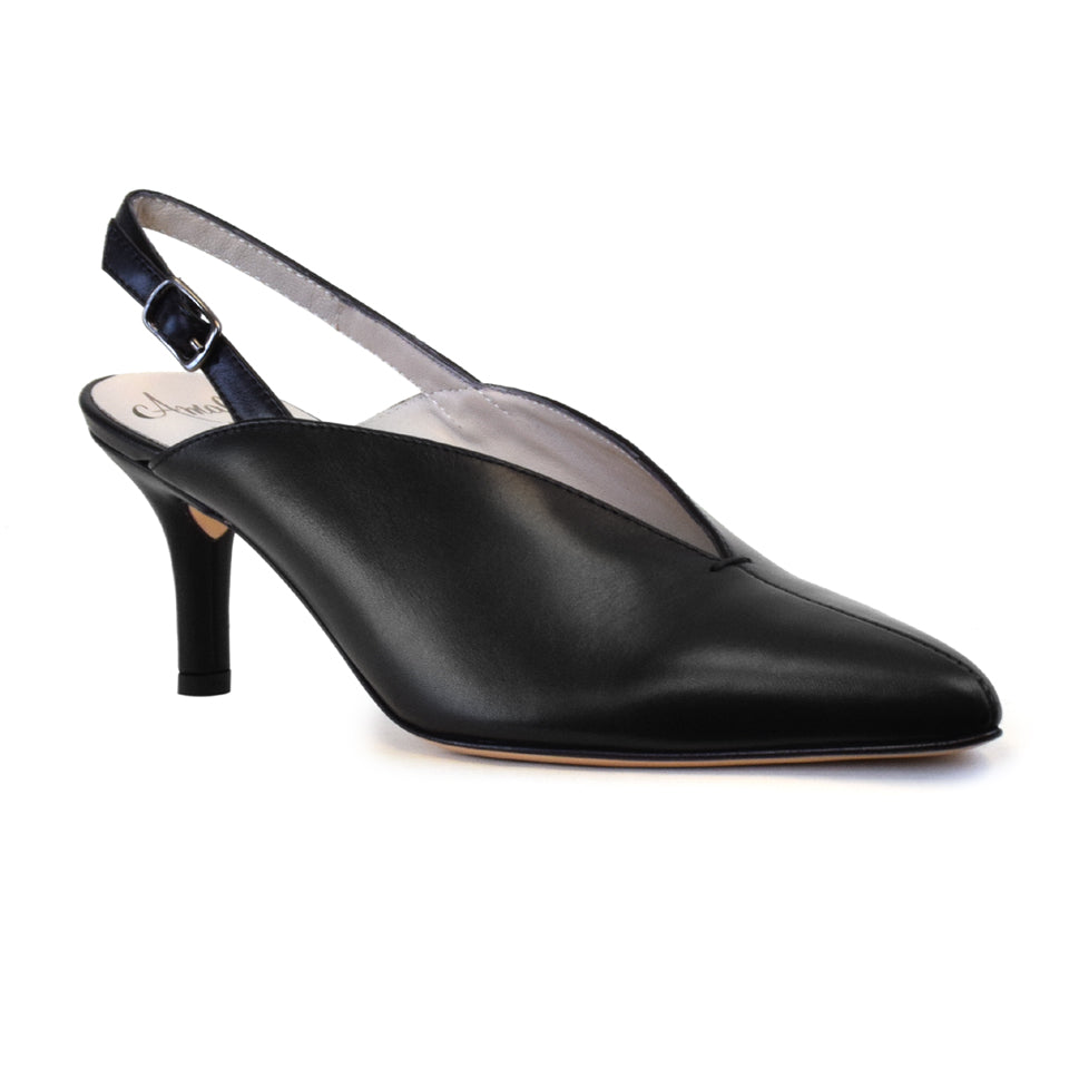 PINEROLO in Black Chantal *SALE ITEM* ORIGINAL PRICE: $270.00