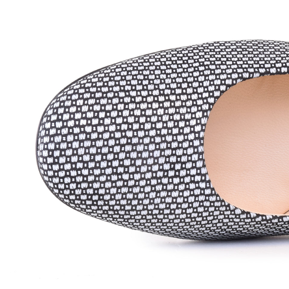 REMOLE in Black & White Toffes/Black Cashmere Heel *SALE ITEM* ORIGINAL PRICE: $240.00