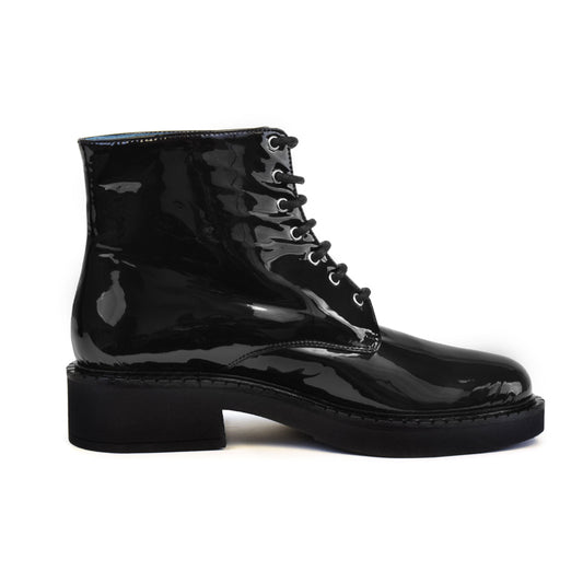 RIVETTO in Black Vernice