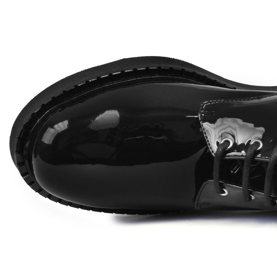 RIVETTO in Black Vernice