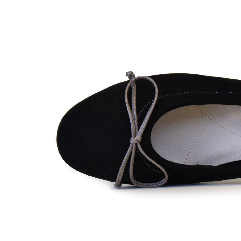RONCADE in Black Cashmere *SALE ITEM* ORIGINAL PRICE: $265