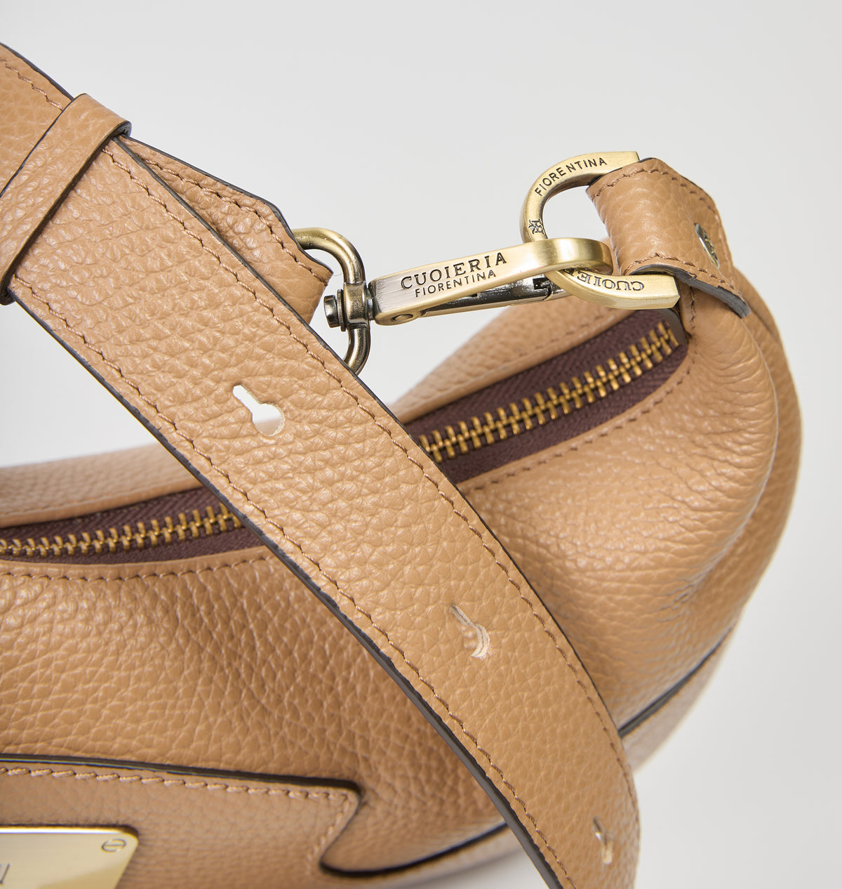 Cuorieria Florentina Desert Pebble Grain Calf