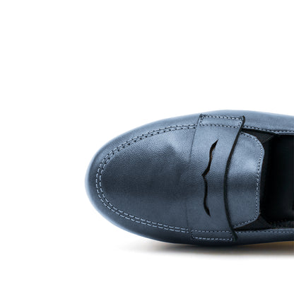 Divino Moccasin Sapphire