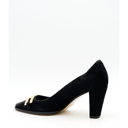 Formula Pump Black