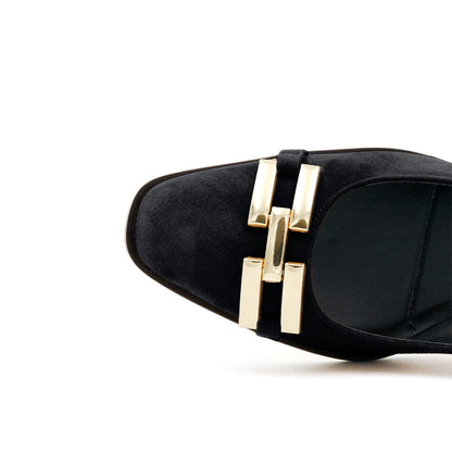 Formula Pump Black