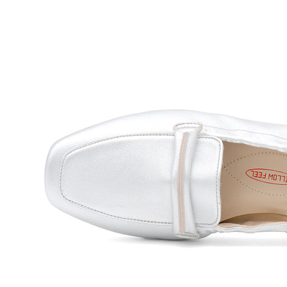 Gabina Flat Moon