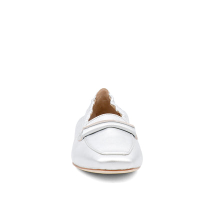 Gabina Flat Moon