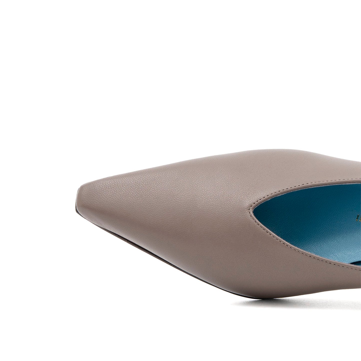Vespero Pump Oat Parm