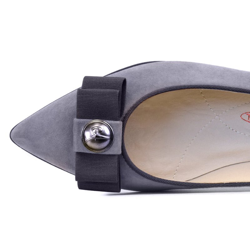 ARES in Lt Grey Cashmere/Grey Patent Pearl *SALE ITEM* ORIGINAL PRICE: $280.00