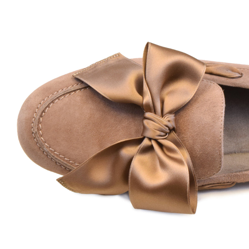 DREAM DRIVER in Camel Cashmere/Matching Bow