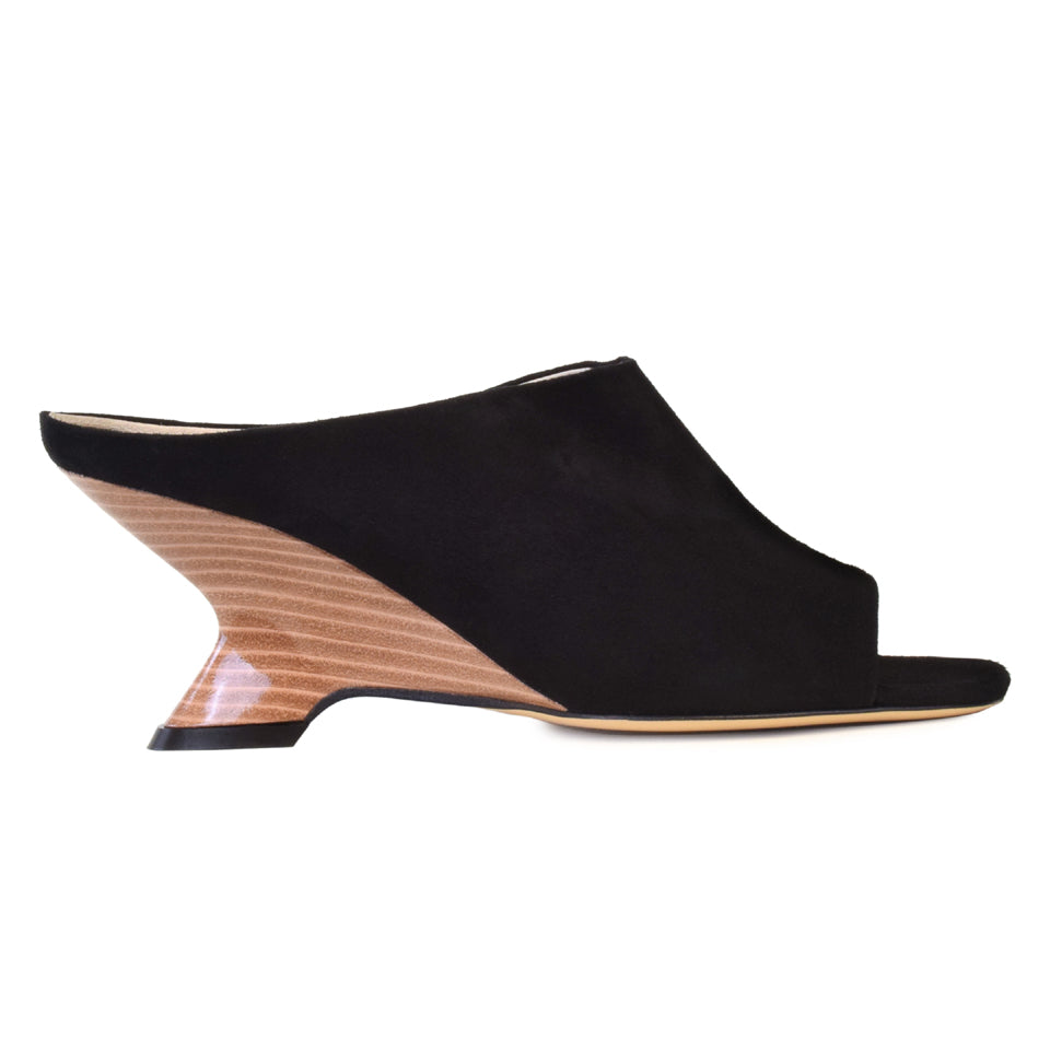 Flipper Slide in Black Cashmere