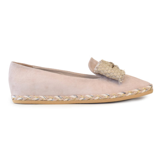 Girella Bow Flat in Sand Cashmere