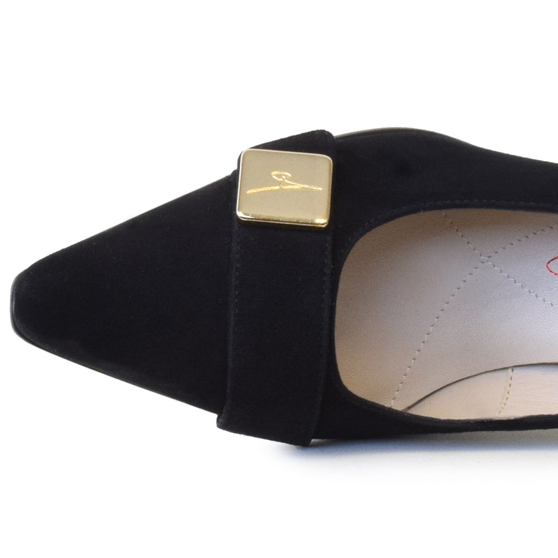 ISACCO in Black Cashmere