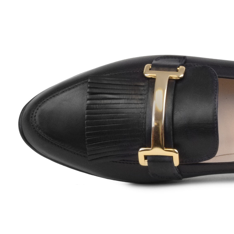 Oasi Flat in Black Chantal